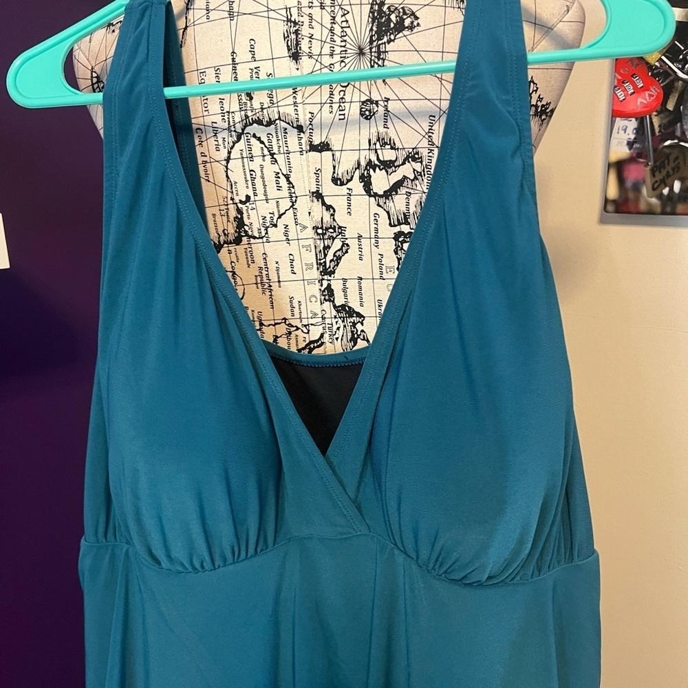 Plus Size Simply Slim One Piece Swimsuit NWT - Picture 2 of 8